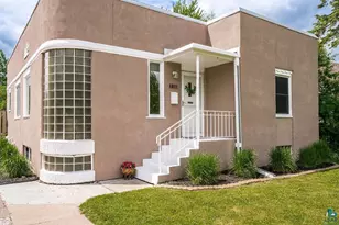 1811 Vermilion Rd, Duluth, MN 55803 - Photo 2