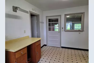56 E 2nd St, Superior, MN 54880 - Photo 16