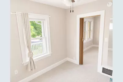 829 Dickerman Ave, Duluth, MN 55807 - Photo 6