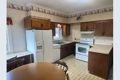 402 10th Ave, Two Harbors, MN 55616 - Photo 14
