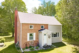 4212 Ugstad Rd, Hermantown, MN 55811 - Photo 2