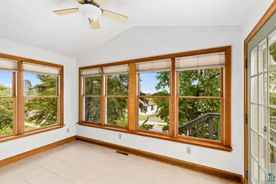 2723 Jefferson St, Duluth, MN 55812 - Photo 12