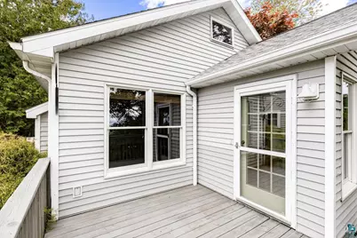 2723 Jefferson St, Duluth, MN 55812 - Photo 2