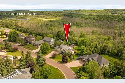 442 Hastings Dr, Duluth, MN 55803 - Photo 2