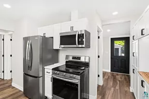 4217 Peabody St, Duluth, MN 55804 - Photo 8