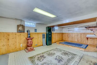2113 Hutchinson Rd, Duluth, MN 55811 - Photo 16