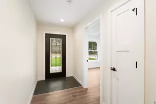 3829 Fountain Gate Dr, Duluth, MN 55811 - Photo 2