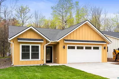3829 Fountain Gate Dr, Duluth, MN 55811 - Photo 1