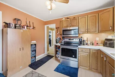 920 N 16th St, Virginia, MN 55792 - Photo 8