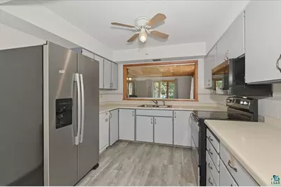 1603 N Basswood Ave, Duluth, MN 55811 - Photo 8