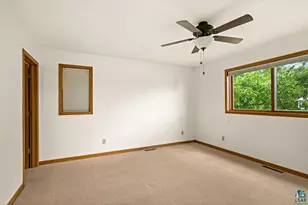 2410 Harvey St, Duluth, MN 55811 - Photo 12