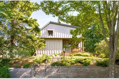 219 Osakis St, Duluth, MN 55803 - Photo 1