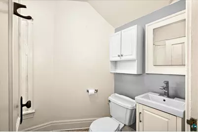 2424 W 7th St, Duluth, MN 55806 - Photo 20