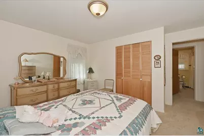 3801 E 4th St, Duluth, MN 55804 - Photo 10