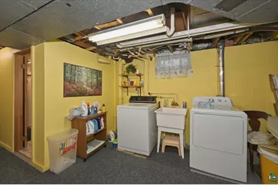 3801 E 4th St, Duluth, MN 55804 - Photo 20
