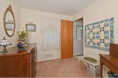 3801 E 4th St, Duluth, MN 55804 - Photo 12