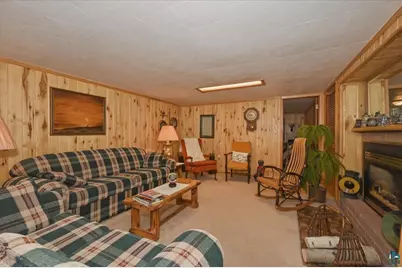 3801 E 4th St, Duluth, MN 55804 - Photo 14