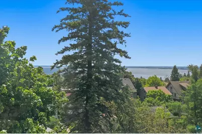 1818 E 3rd St, Duluth, MN 55812 - Photo 4