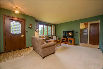 827 Almac Dr, Proctor, MN 55810 - Photo 8
