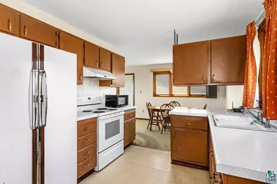1634 Cliff Ave, Duluth, MN 55811 - Photo 12