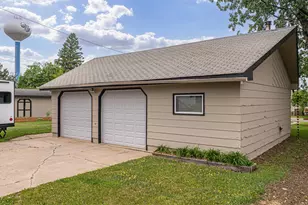 214 W Chapman St, Ely, MN 55731 - Photo 58