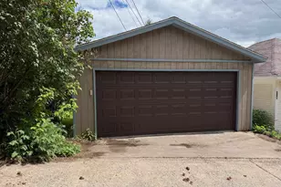 1605 E 7th St, Duluth, MN 55812 - Photo 28