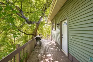 2310 W 7th St, Duluth, MN 55806 - Photo 2