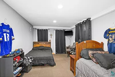 2310 W 7th St, Duluth, MN 55806 - Photo 24