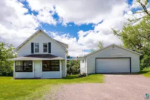 424 E Upham Rd, Duluth, MN 55811 - Photo 1