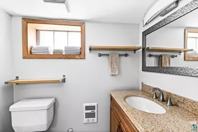 5006 Dodge St, Duluth, MN 55804 - Photo 28