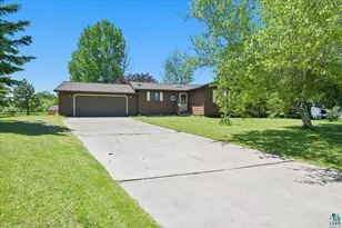 2 Willow St, Superior, WI 54880 - Photo 2