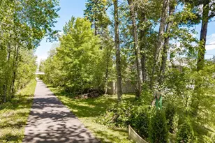 9 St Louis Ct, Duluth, MN 55808 - Photo 42