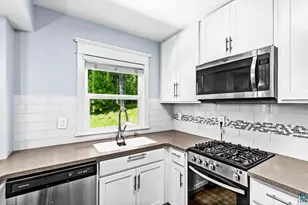 9 St Louis Ct, Duluth, MN 55808 - Photo 14