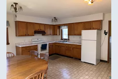 2215 Selmser Ave, Cloquet, MN 55720 - Photo 4