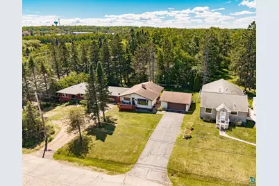 2917 N Blackman Ave, Duluth, MN 55811 - Photo 2