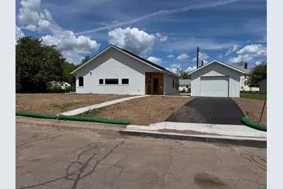 630 S 67th Ave W, Duluth, MN 55807 - Photo 2