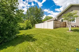 4924 Norwood St, Duluth, MN 55804 - Photo 8
