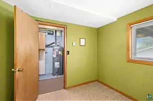 830 N 1st Ave E, Duluth, MN 55805 - Photo 24