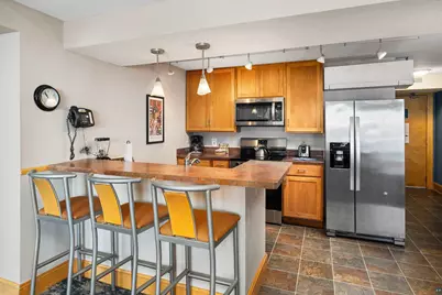 21 E Wisconsin St #203, Grand Marais, MN 55604 - Photo 10