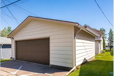 4413 Medina St, Duluth, MN 55807 - Photo 40