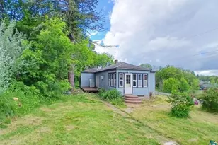 201 19th St, Cloquet, MN 55720 - Photo 2
