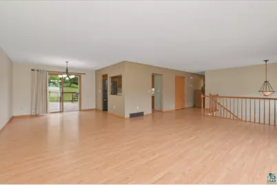 4113 Tioga St, Duluth, MN 55804 - Photo 8