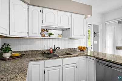 5909 North Shore Dr, Duluth, MN 55804 - Photo 8