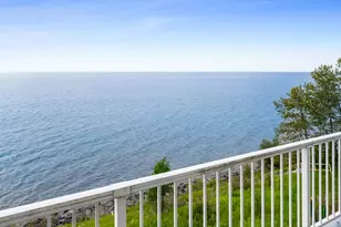 5404 & 5410 North Shore Dr, Duluth, MN 55404 - Photo 32
