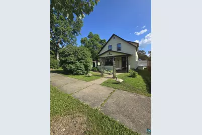 324 E White St, Ely, MN 55731 - Photo 2