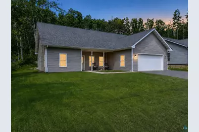915 N Basswood Ave, Duluth, MN 55811 - Photo 1