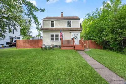 808 E 7th St, Superior, WI 54880 - Photo 32