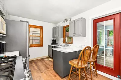 3109 Chambersburg Ave, Duluth, MN 55811 - Photo 10