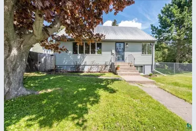 5025 Tioga St, Duluth, MN 55804 - Photo 1