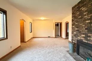 2319 Ensign St, Duluth, MN 55811 - Photo 10